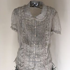 Short sleeve blouse
